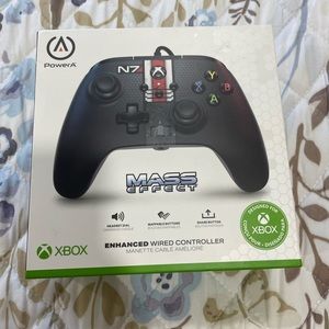 Mass effect enhanced wireless controller